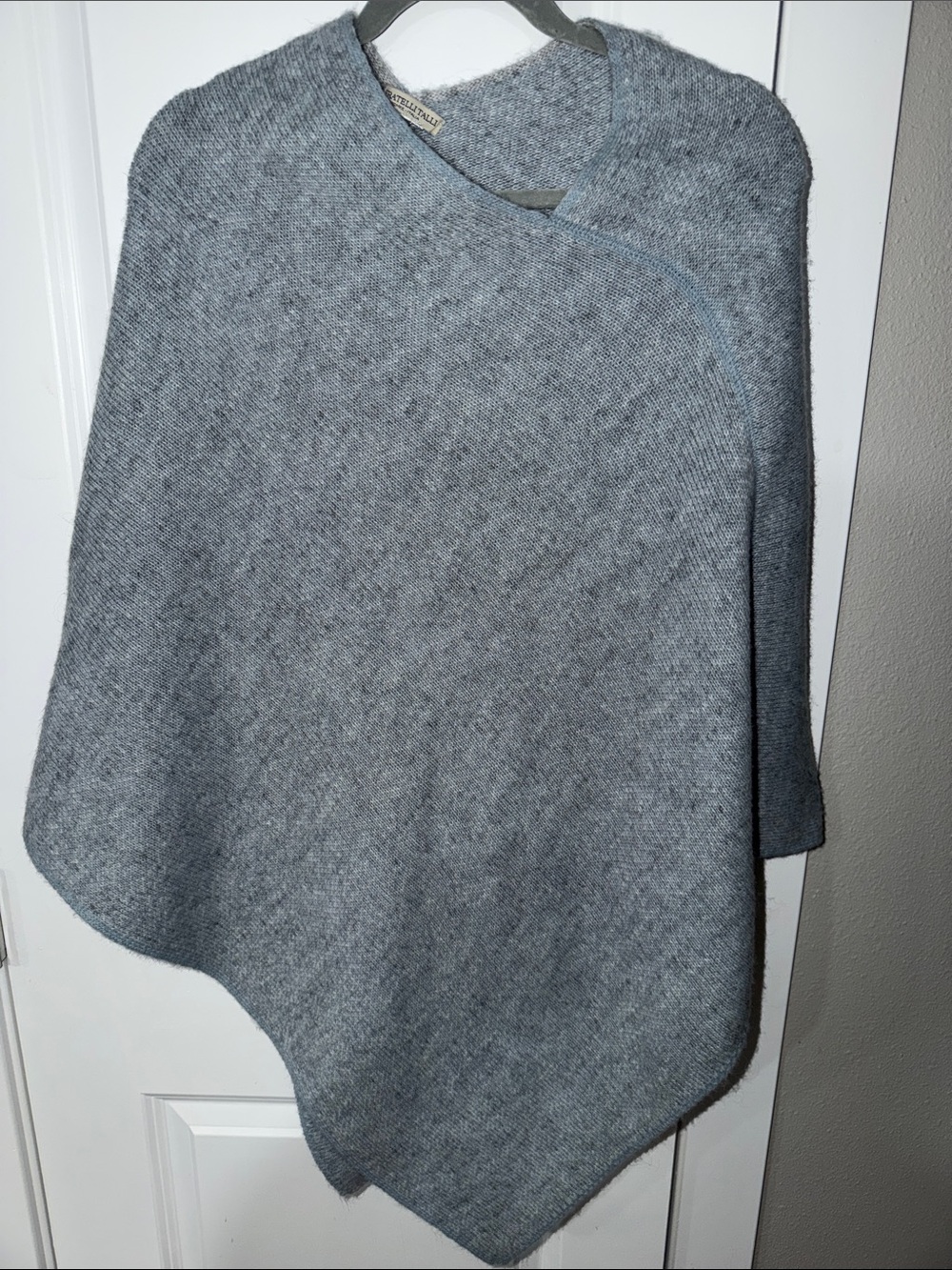 Light Gray Knit Cape Wrap - Unbranded